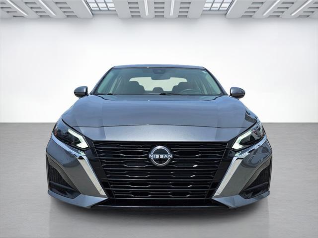 used 2023 Nissan Altima car, priced at $17,292