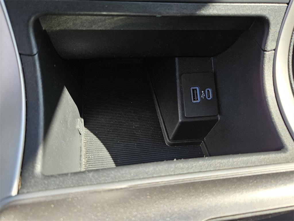 used 2024 Ford Edge car, priced at $25,772