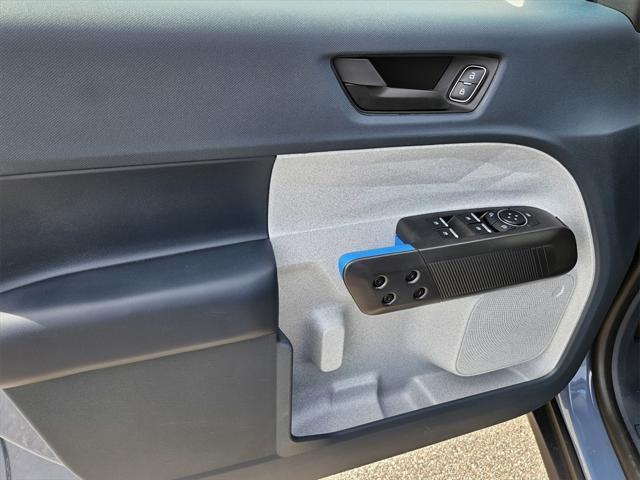new 2025 Ford Maverick car, priced at $32,984