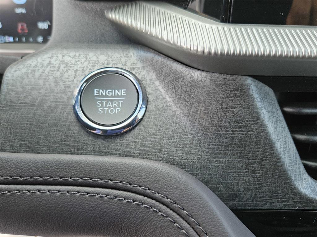 new 2025 Ford Explorer car, priced at $57,345