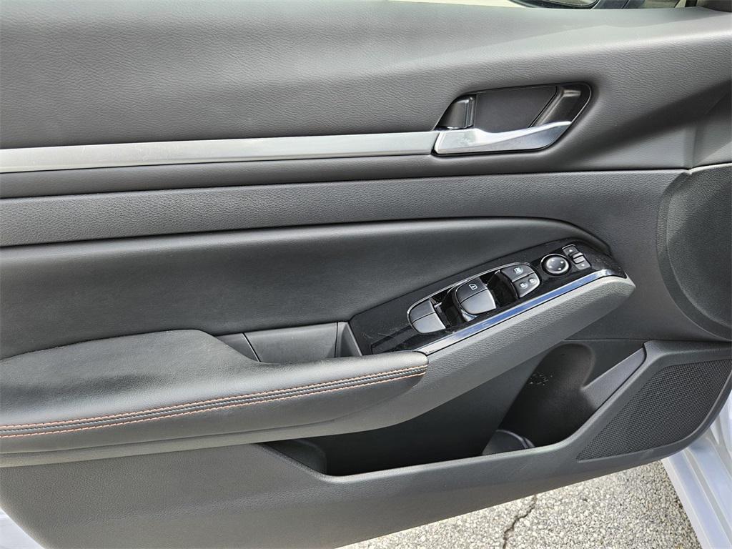 used 2024 Nissan Altima car, priced at $21,992