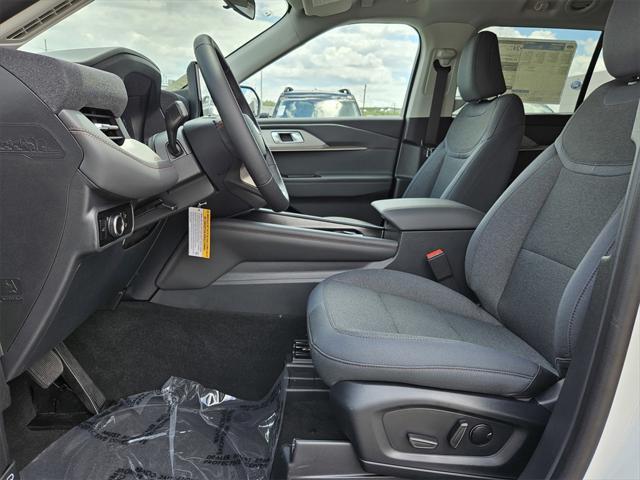 new 2025 Ford Explorer car, priced at $39,795