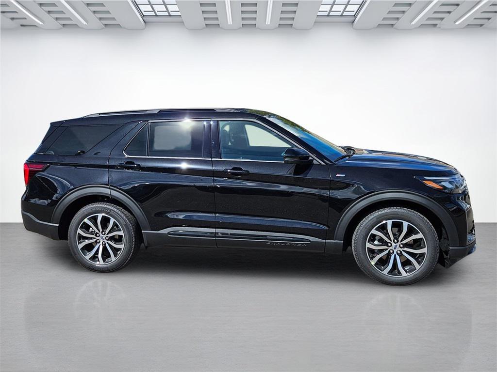 new 2025 Ford Explorer car, priced at $44,258