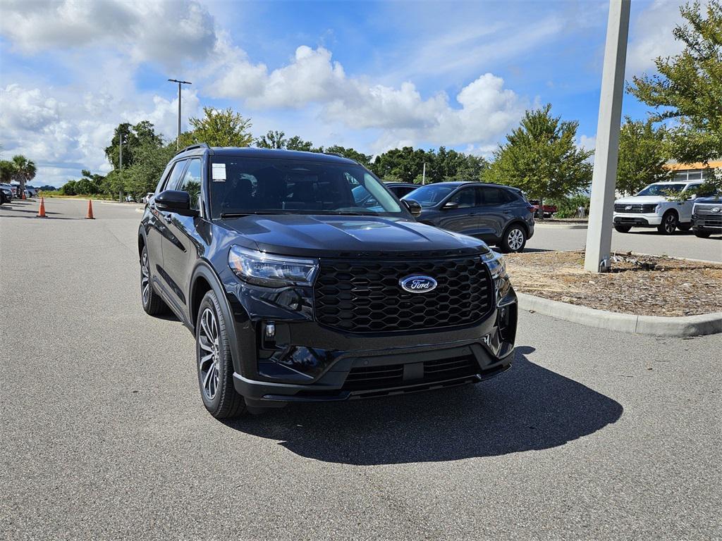 new 2025 Ford Explorer car, priced at $44,258