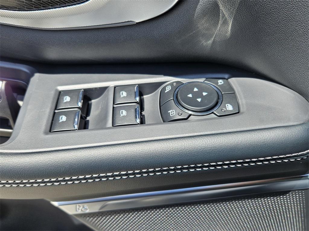 new 2025 Ford Expedition car, priced at $84,680