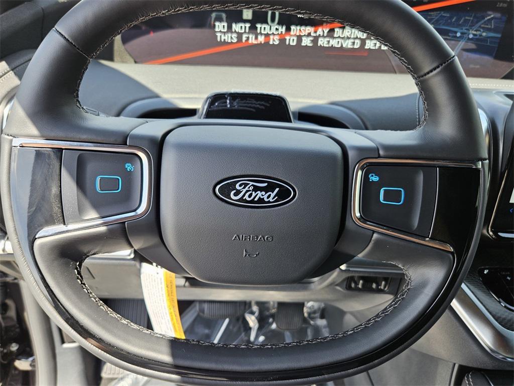 new 2025 Ford Expedition car, priced at $84,680