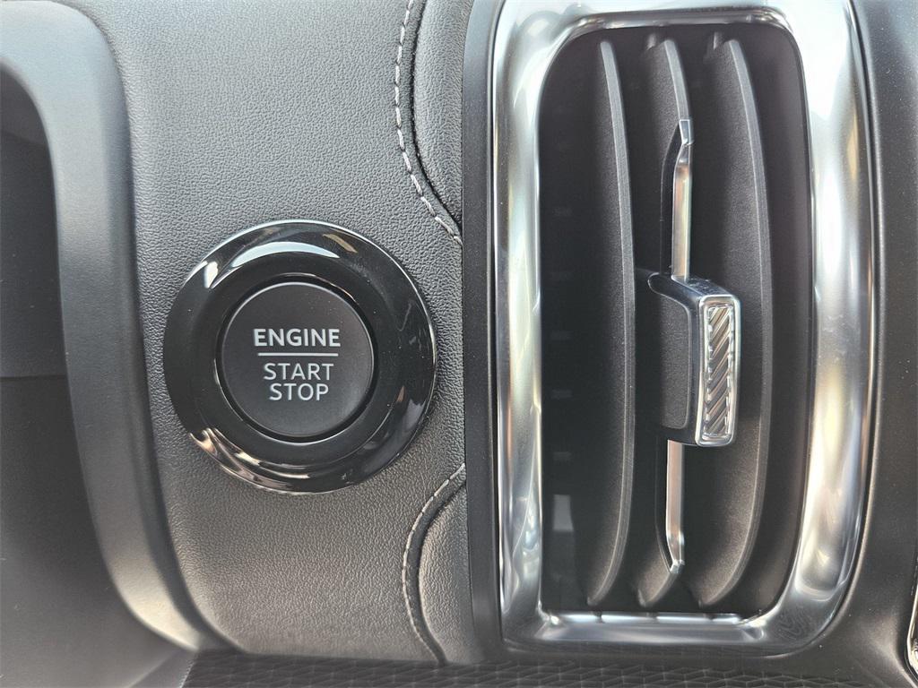 new 2025 Ford Expedition car, priced at $84,680