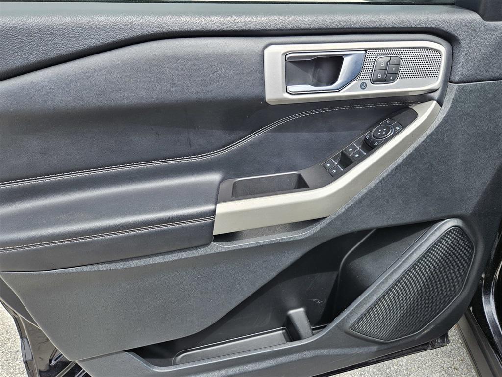 used 2022 Ford Explorer car, priced at $29,792