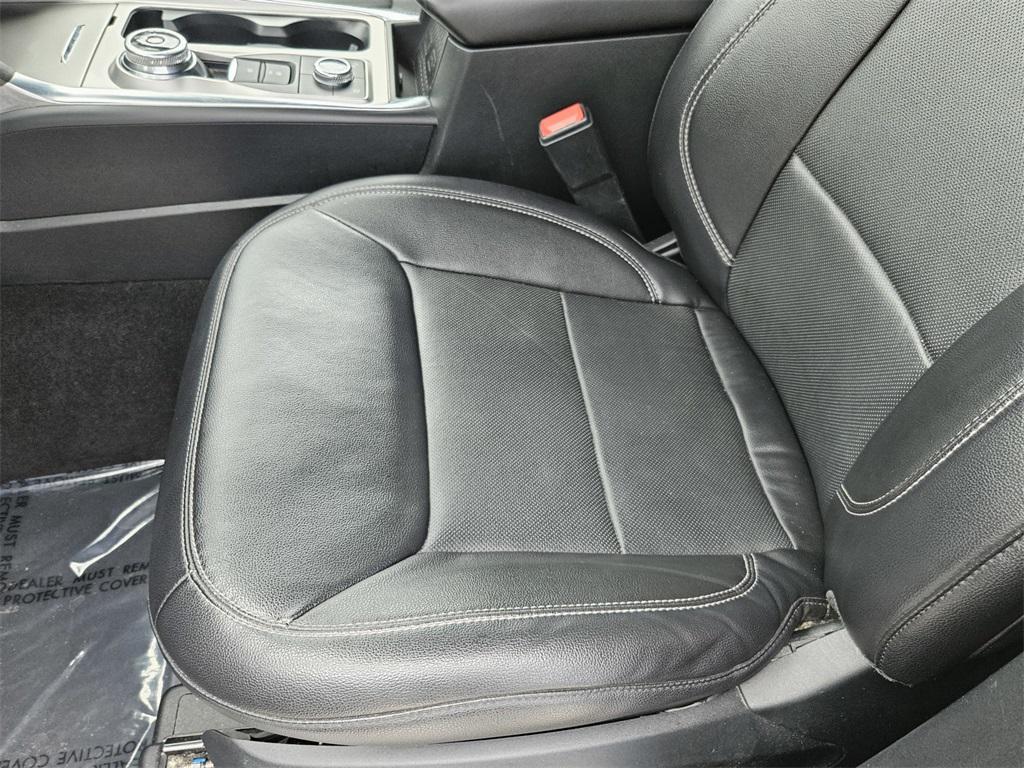 used 2022 Ford Explorer car, priced at $29,792