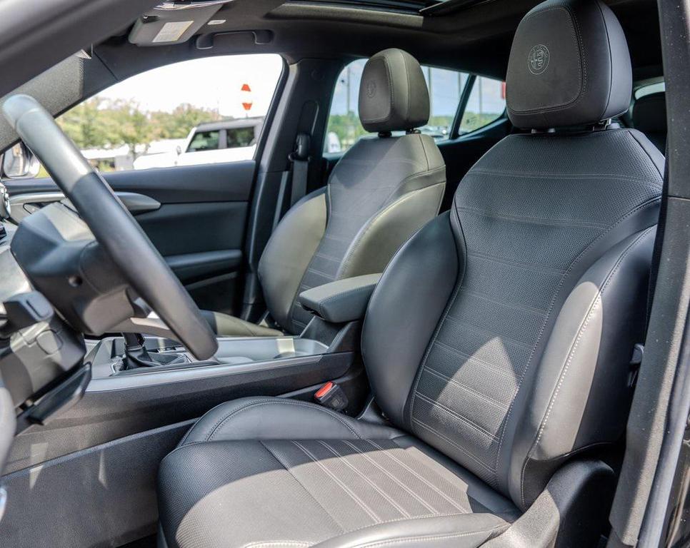 used 2024 Alfa Romeo Tonale car, priced at $32,495