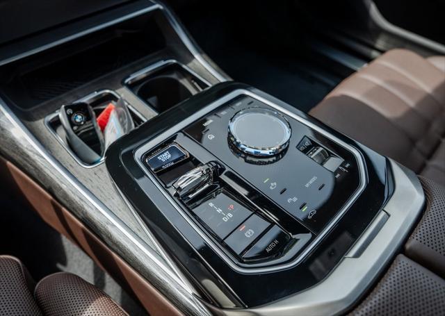 used 2024 BMW i7 car, priced at $85,499