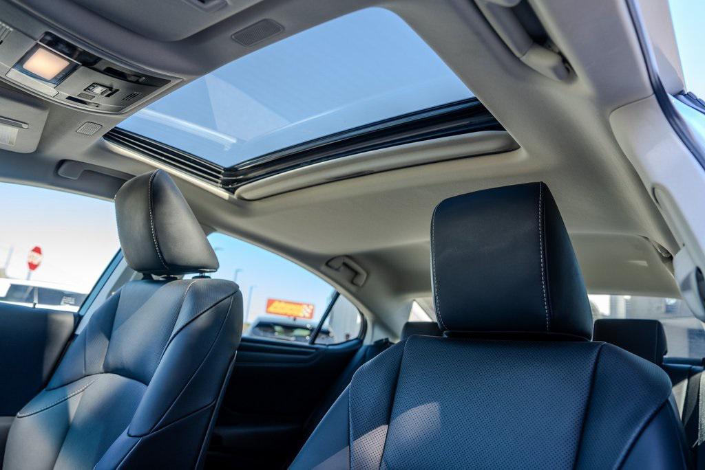 used 2023 Lexus ES 300h car, priced at $36,899