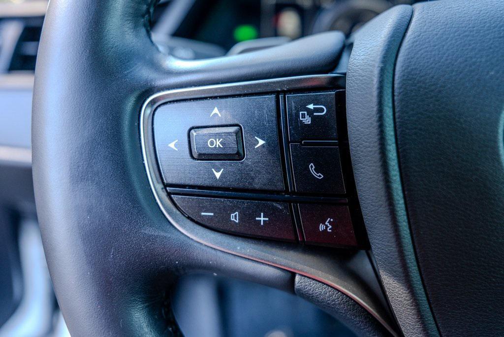 used 2023 Lexus ES 300h car, priced at $36,899