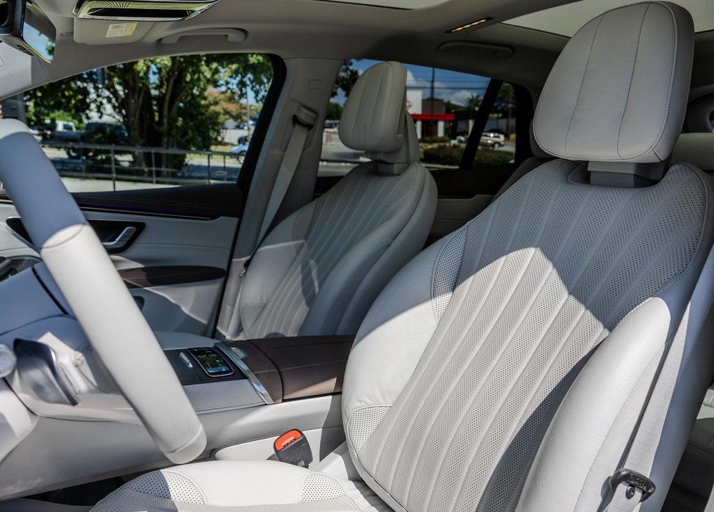 used 2023 Mercedes-Benz EQS 580 car, priced at $58,900