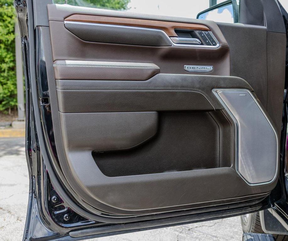 used 2023 GMC Sierra 1500 car, priced at $55,995