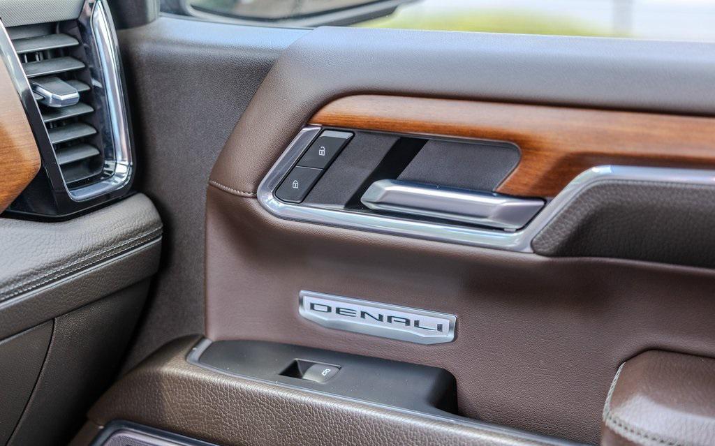 used 2023 GMC Sierra 1500 car, priced at $55,995
