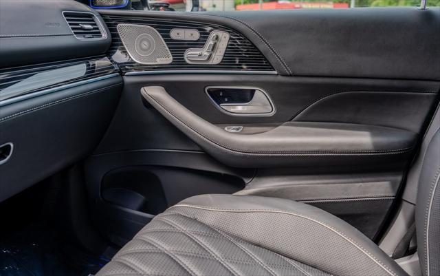 used 2024 Mercedes-Benz Maybach GLS 600 car, priced at $150,995