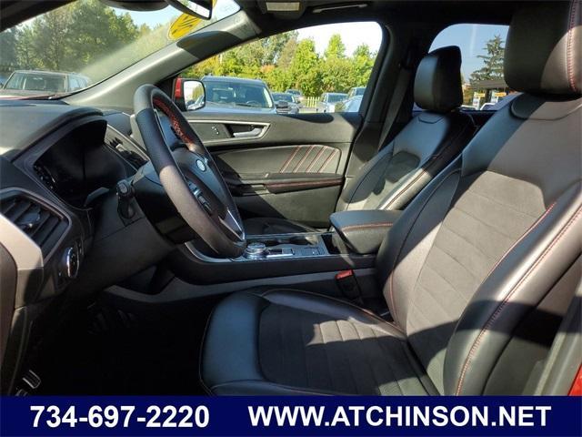 used 2023 Ford Edge car, priced at $32,000