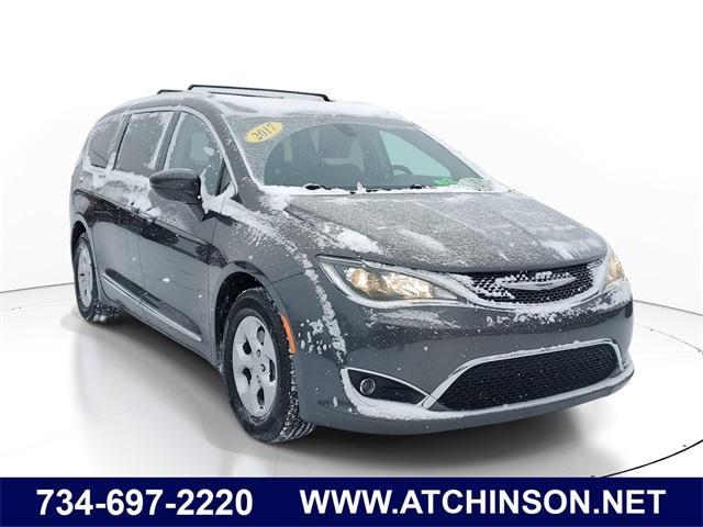 used 2017 Chrysler Pacifica car, priced at $13,500