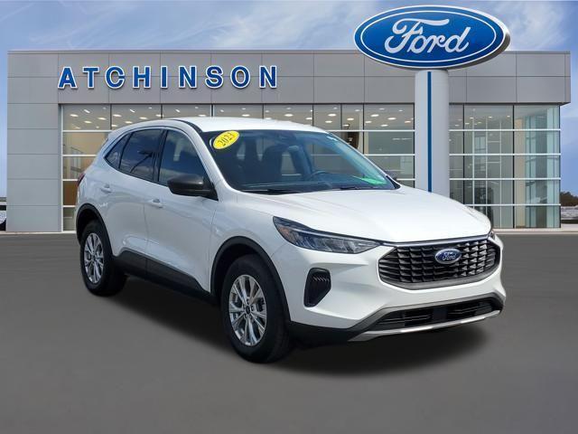 used 2023 Ford Escape car, priced at $26,000
