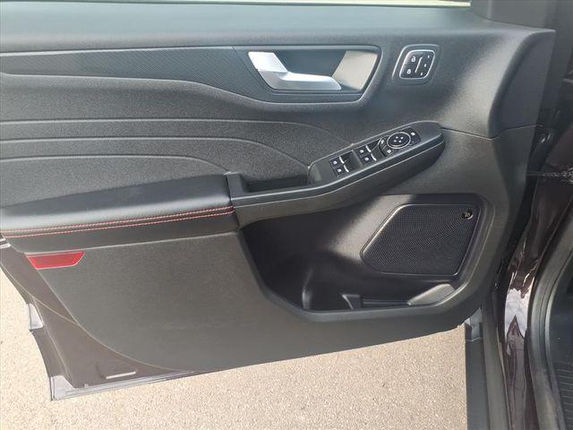 used 2023 Ford Escape car, priced at $27,500