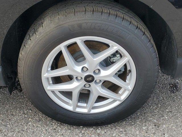 used 2024 Ford Edge car, priced at $32,500