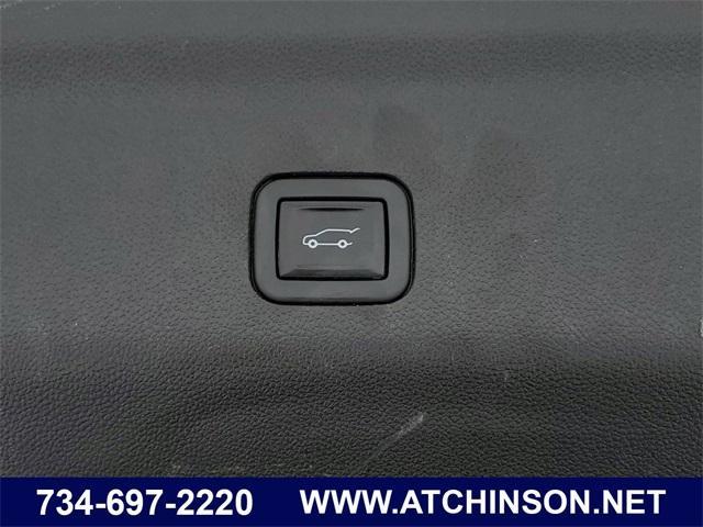 used 2021 GMC Yukon XL car, priced at $38,000