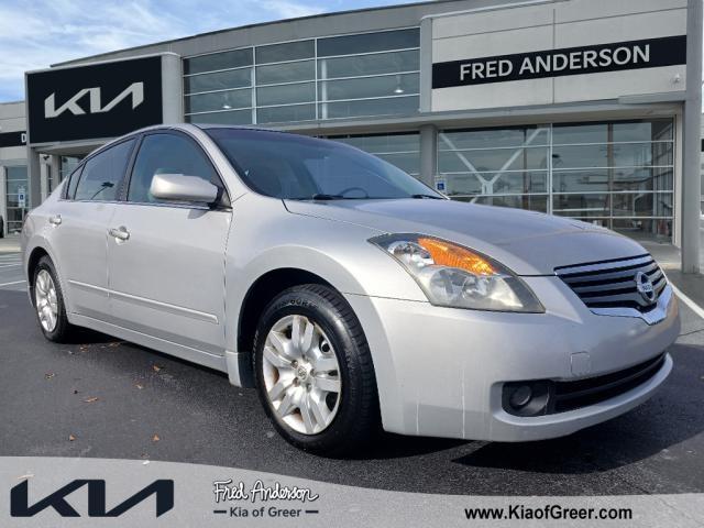 used 2009 Nissan Altima car, priced at $5,999