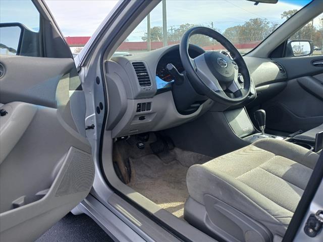 used 2009 Nissan Altima car, priced at $6,499