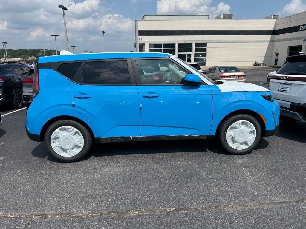 new 2025 Kia Soul car, priced at $24,742