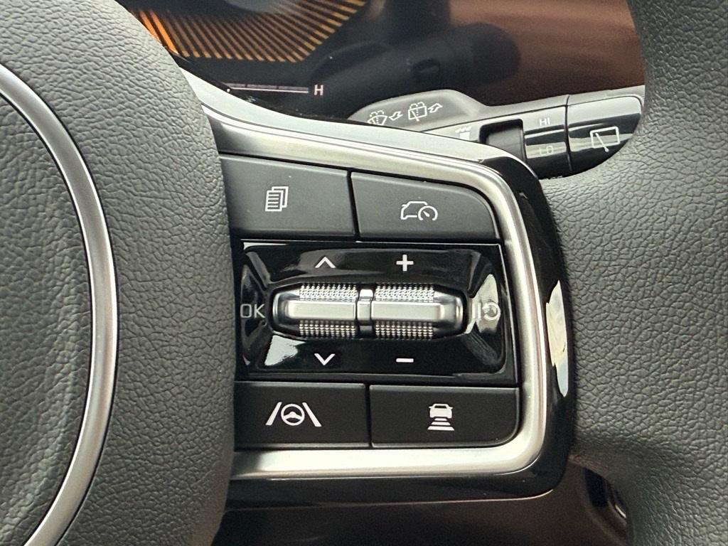 new 2025 Kia Sorento car, priced at $30,449