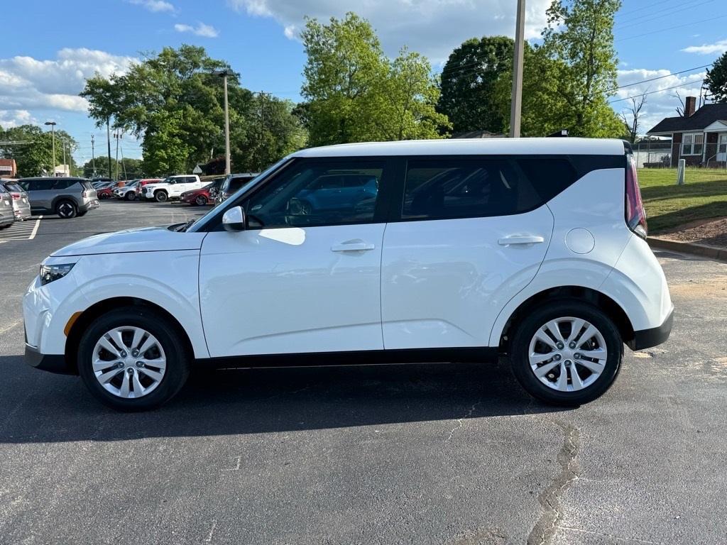 new 2025 Kia Soul car, priced at $21,317