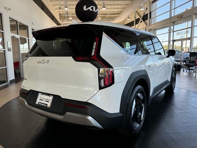 new 2024 Kia EV9 car, priced at $47,499