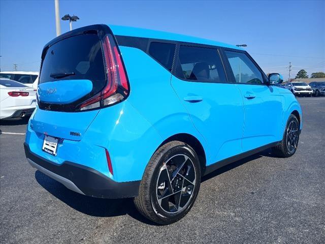 new 2025 Kia Soul car, priced at $25,990