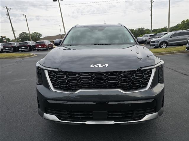 new 2025 Kia Sorento car, priced at $32,999