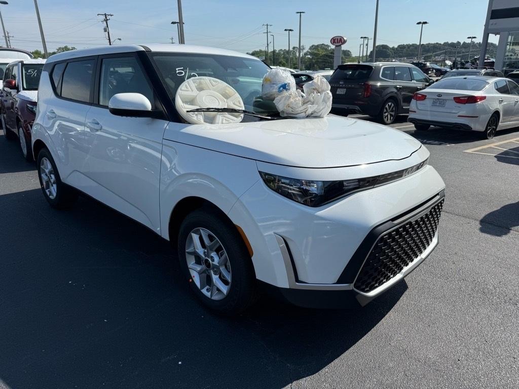 new 2025 Kia Soul car, priced at $21,792