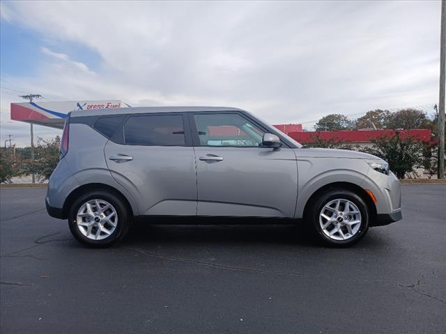 new 2025 Kia Soul car, priced at $20,249