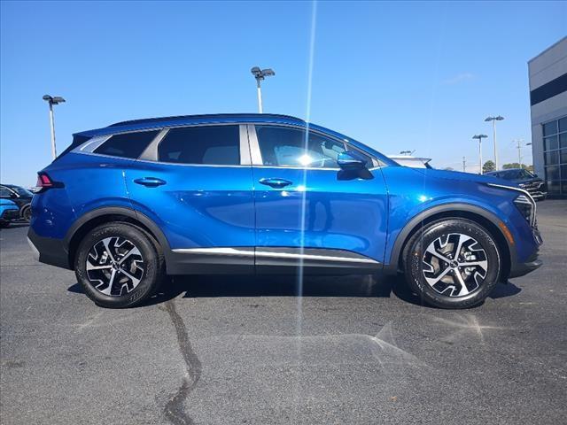 new 2025 Kia Sportage car, priced at $32,586