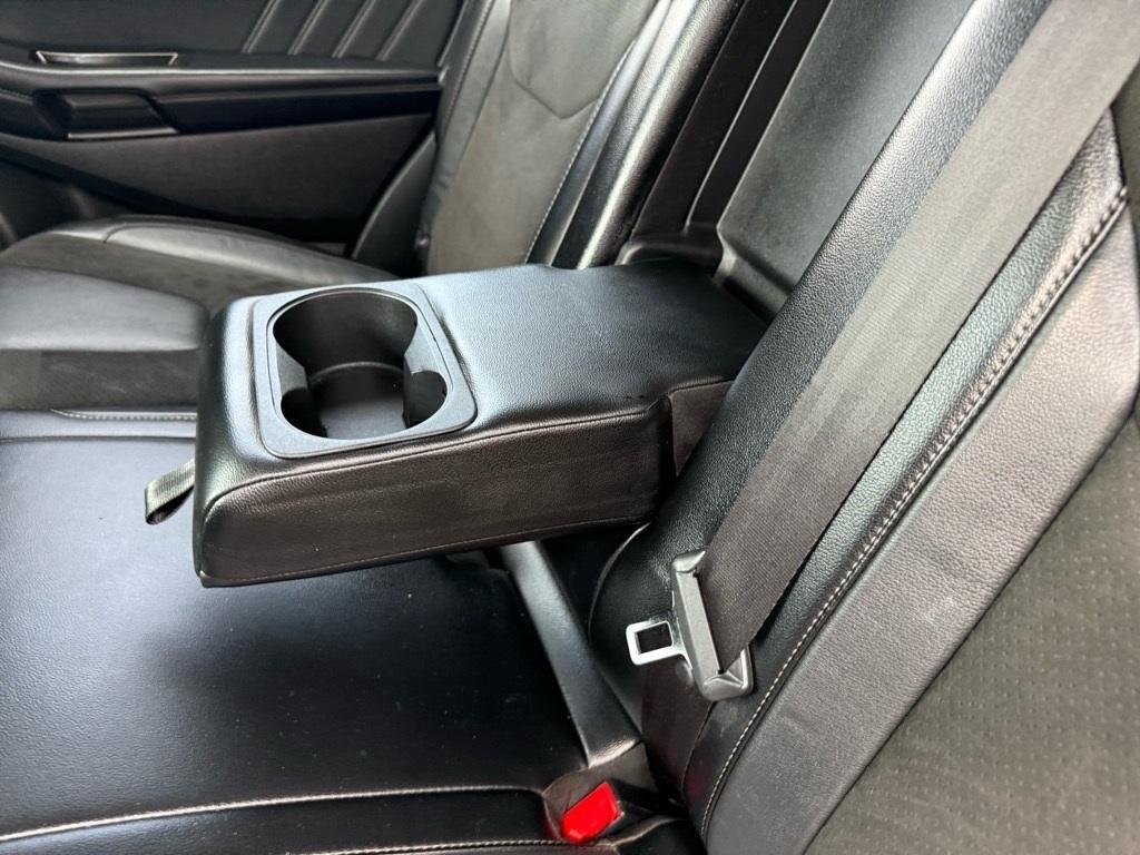 used 2015 Ford Edge car, priced at $9,999