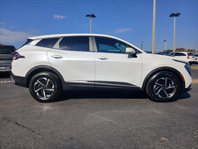 new 2025 Kia Sportage Hybrid car, priced at $28,499