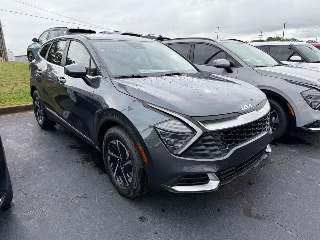 new 2025 Kia Sportage Hybrid car, priced at $28,729