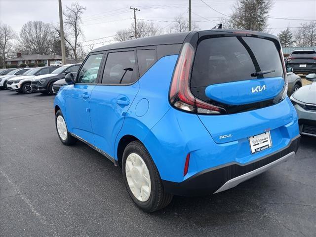 new 2025 Kia Soul car, priced at $24,185