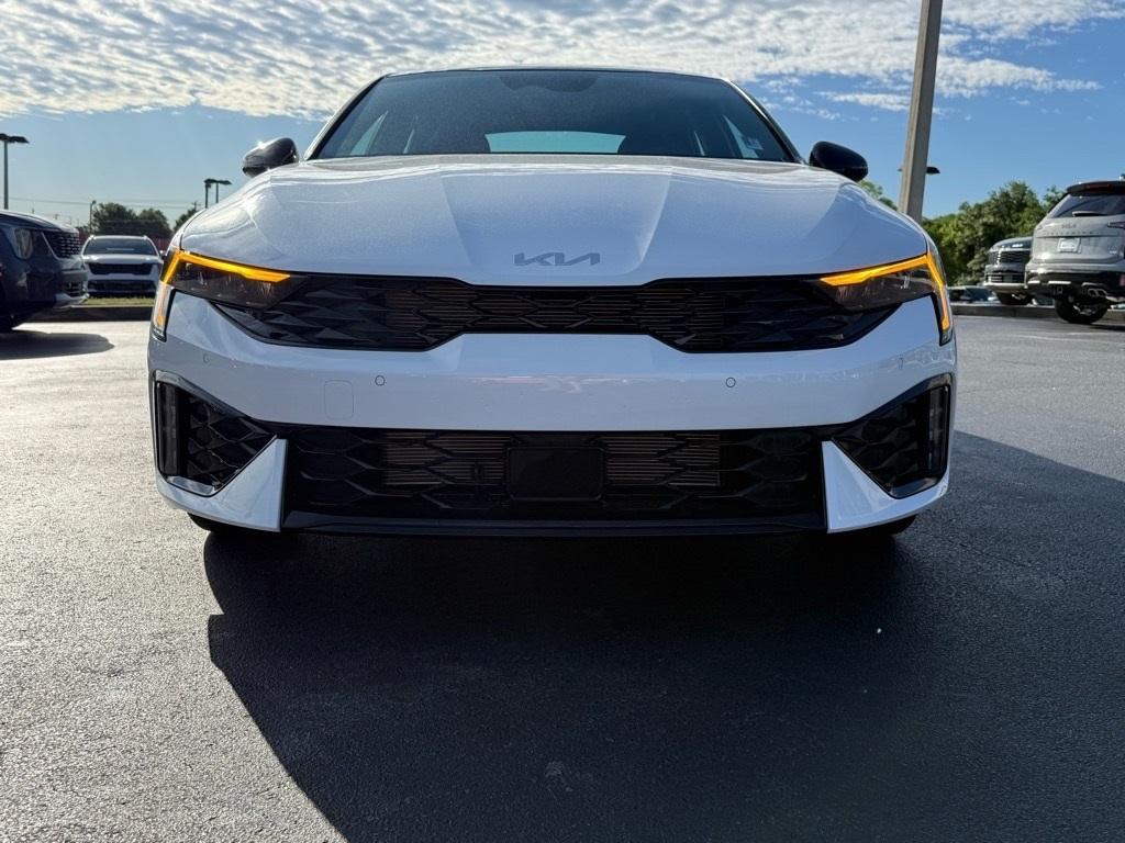 new 2025 Kia K5 car, priced at $30,056