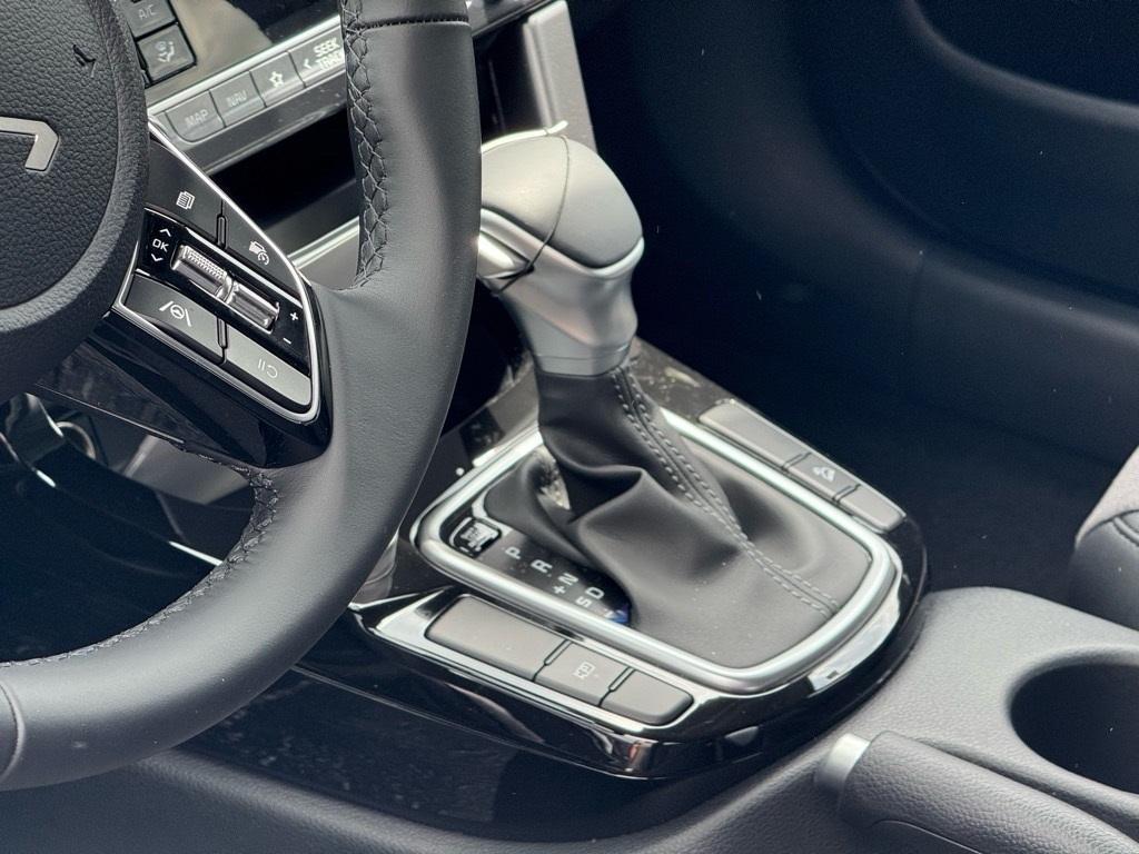 new 2025 Kia Seltos car, priced at $25,119
