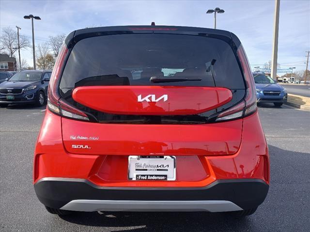 new 2025 Kia Soul car, priced at $19,999