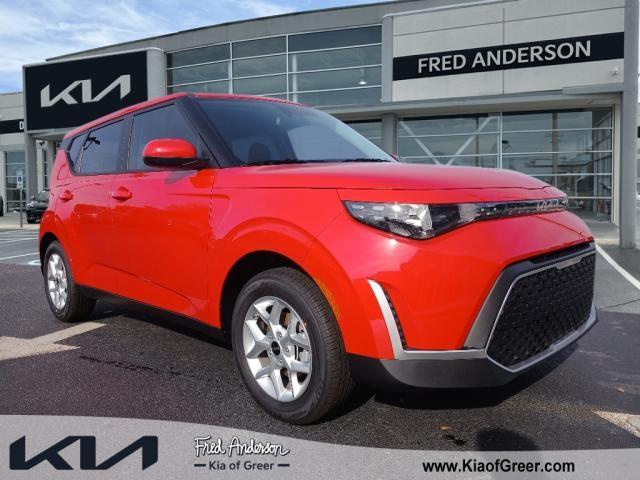 new 2025 Kia Soul car, priced at $19,999