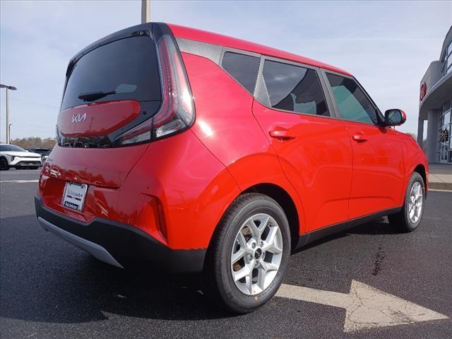 new 2025 Kia Soul car, priced at $19,999