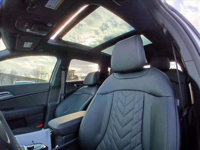 new 2025 Kia Sportage car, priced at $32,395