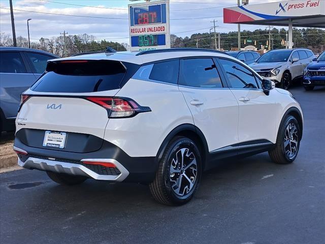 new 2025 Kia Sportage car, priced at $33,405