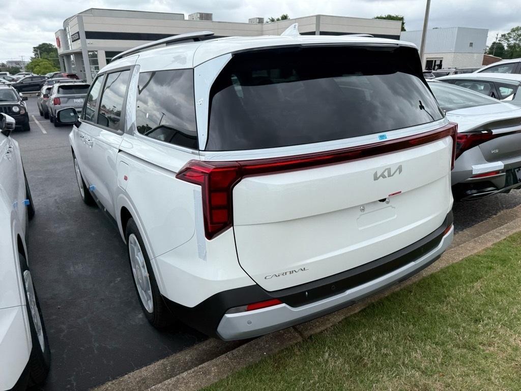 new 2025 Kia Carnival car, priced at $41,139